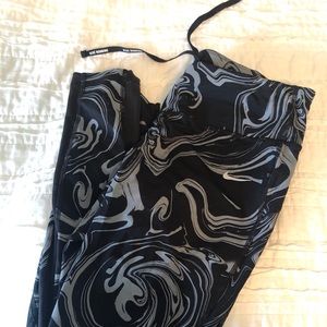 Nike leggings LIKE NEW